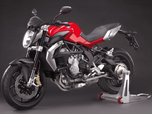 Фото мотоцикла MV Agusta Brutale 675